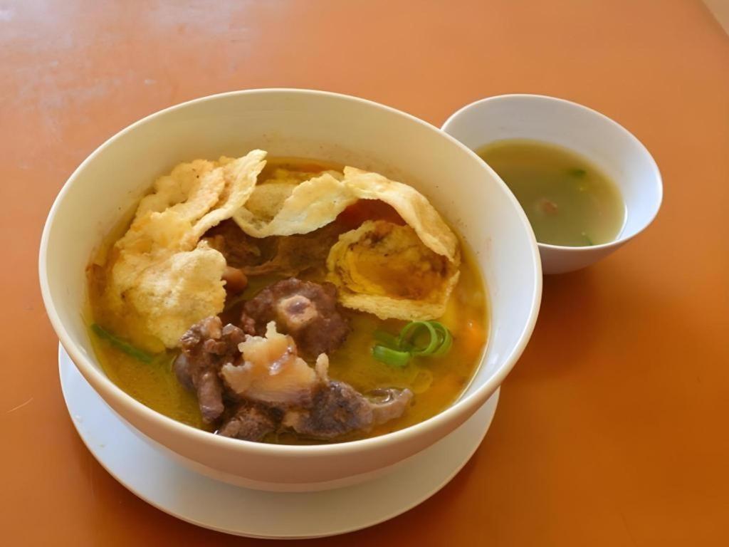 Augusta Sukabumi Hotel Luaran gambar