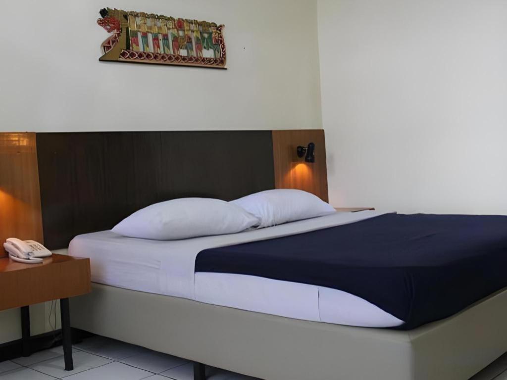 Augusta Sukabumi Hotel Luaran gambar