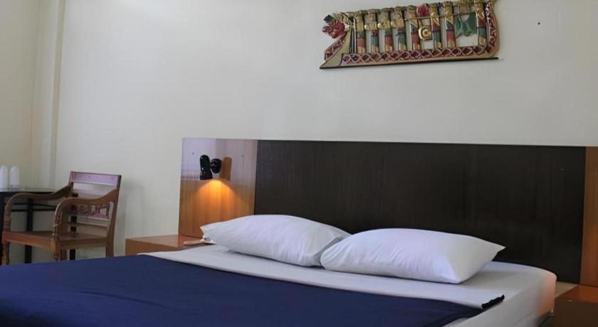 Augusta Sukabumi Hotel Luaran gambar